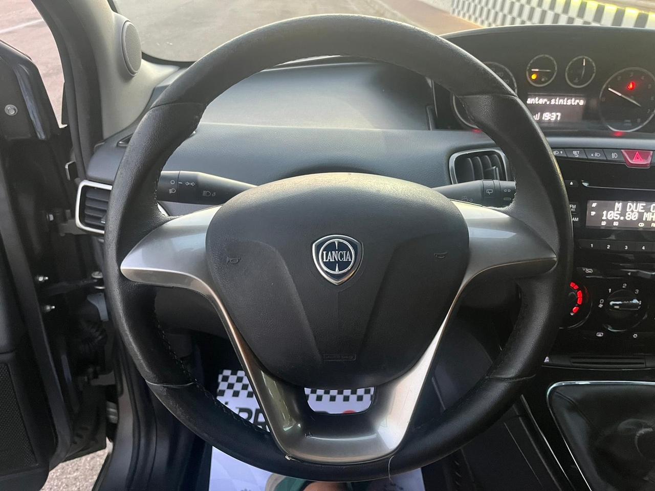 Lancia Ypsilon 1.2 69 CV 5 porte GPL Ecochic 2014