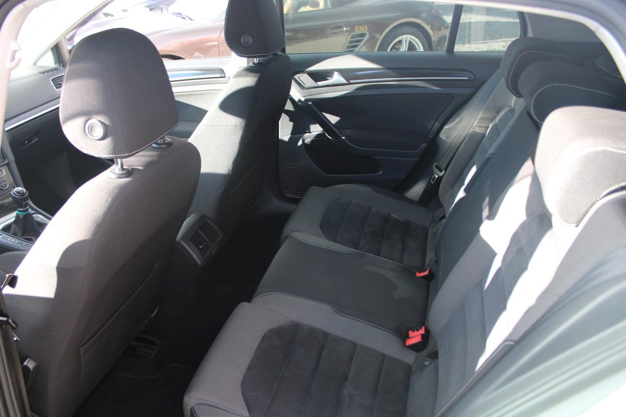 Volkswagen Golf 1.6 TDI 110 CV 5p. Executive BlueMotion Technology