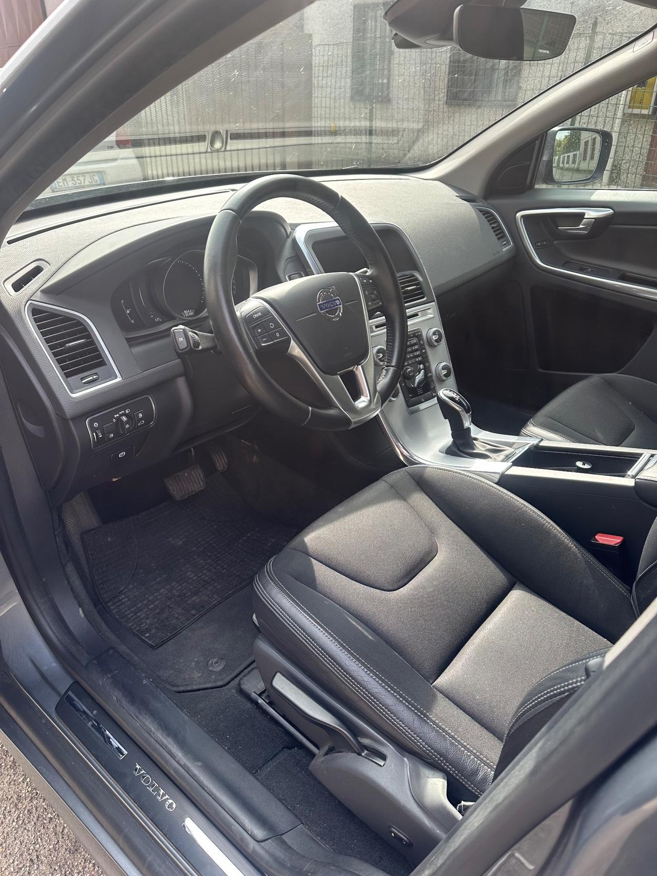 Volvo XC 60 XC60 D4 AWD Geartronic Business EURO6B