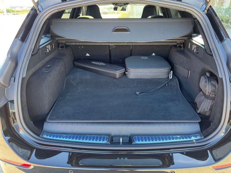 Mercedes-Benz Classe C (S206) Station Wagon Mercedes-AMG C63 e Plug-in hyb. Perf. 4M