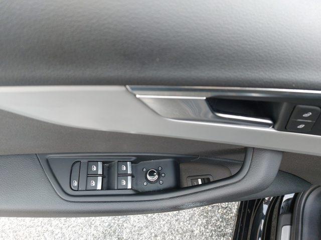 AUDI A4 Avant 30 hybrid TDI/136 CV S tronic Bus. Adv.