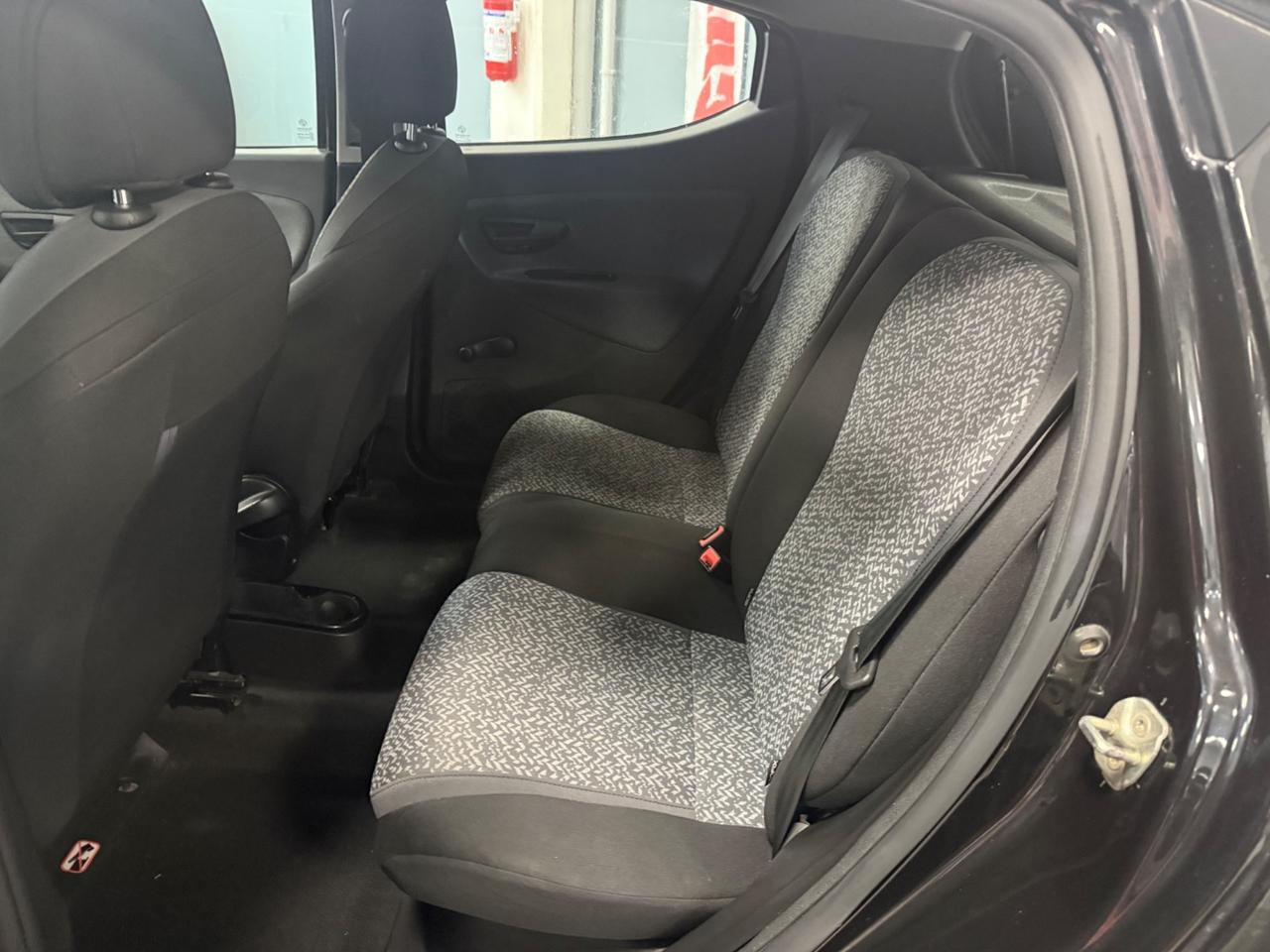 Lancia Ypsilon 1.0 FireFly Hybrid UnYca 69CV Ok Neopatentati