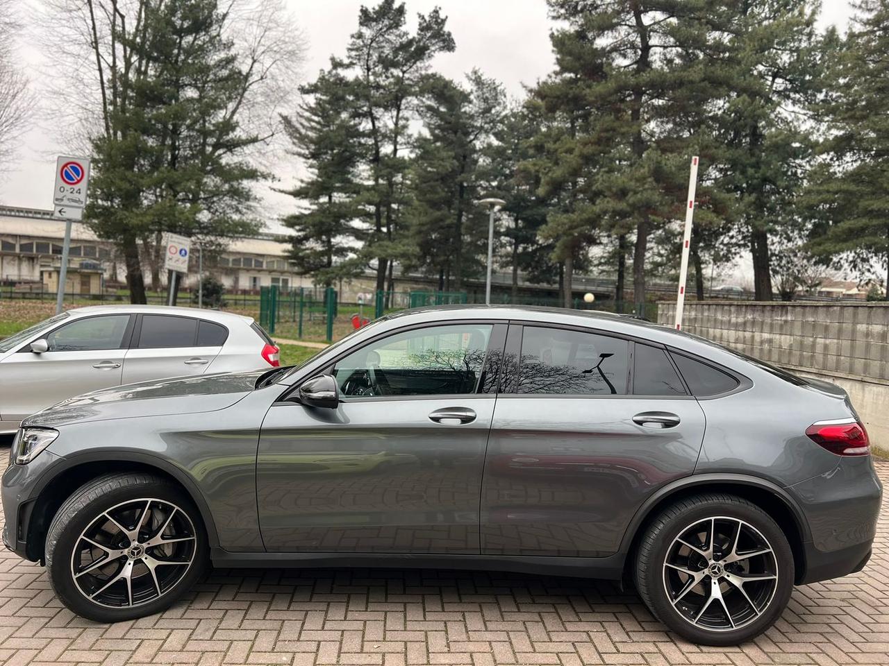 Mercedes-Benz GLC 220 Premium Plus GLC 220 D