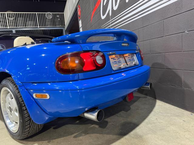 MAZDA MX-5 MIATA SPECIAL EDITION SCARICO MARINER BLU