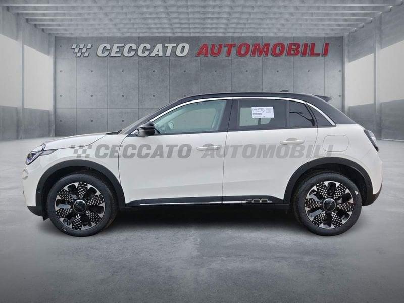 FIAT 600 600 1.2 hybrid La Prima II 110cv auto