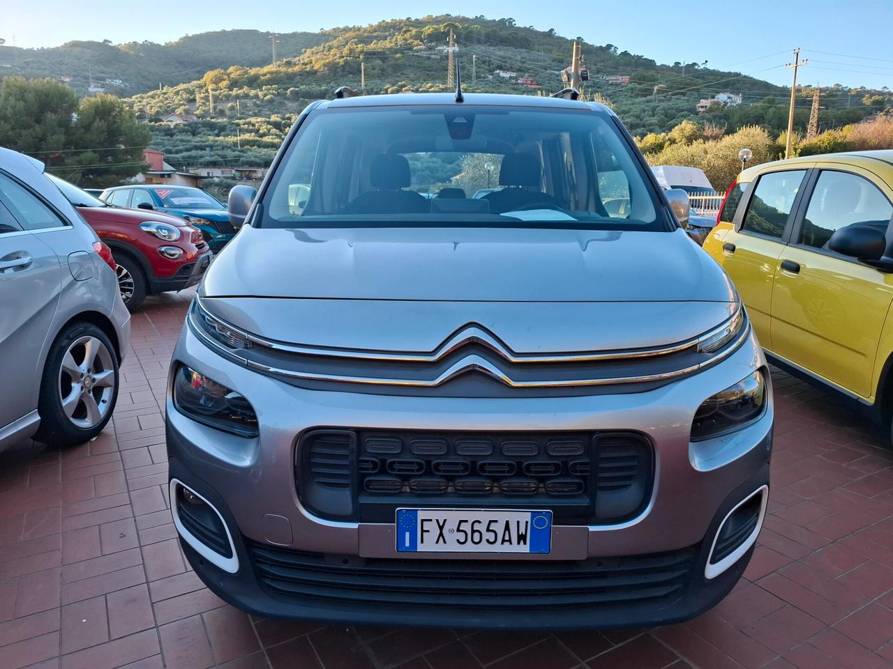 Citroen berlingo vetrato 5 posti