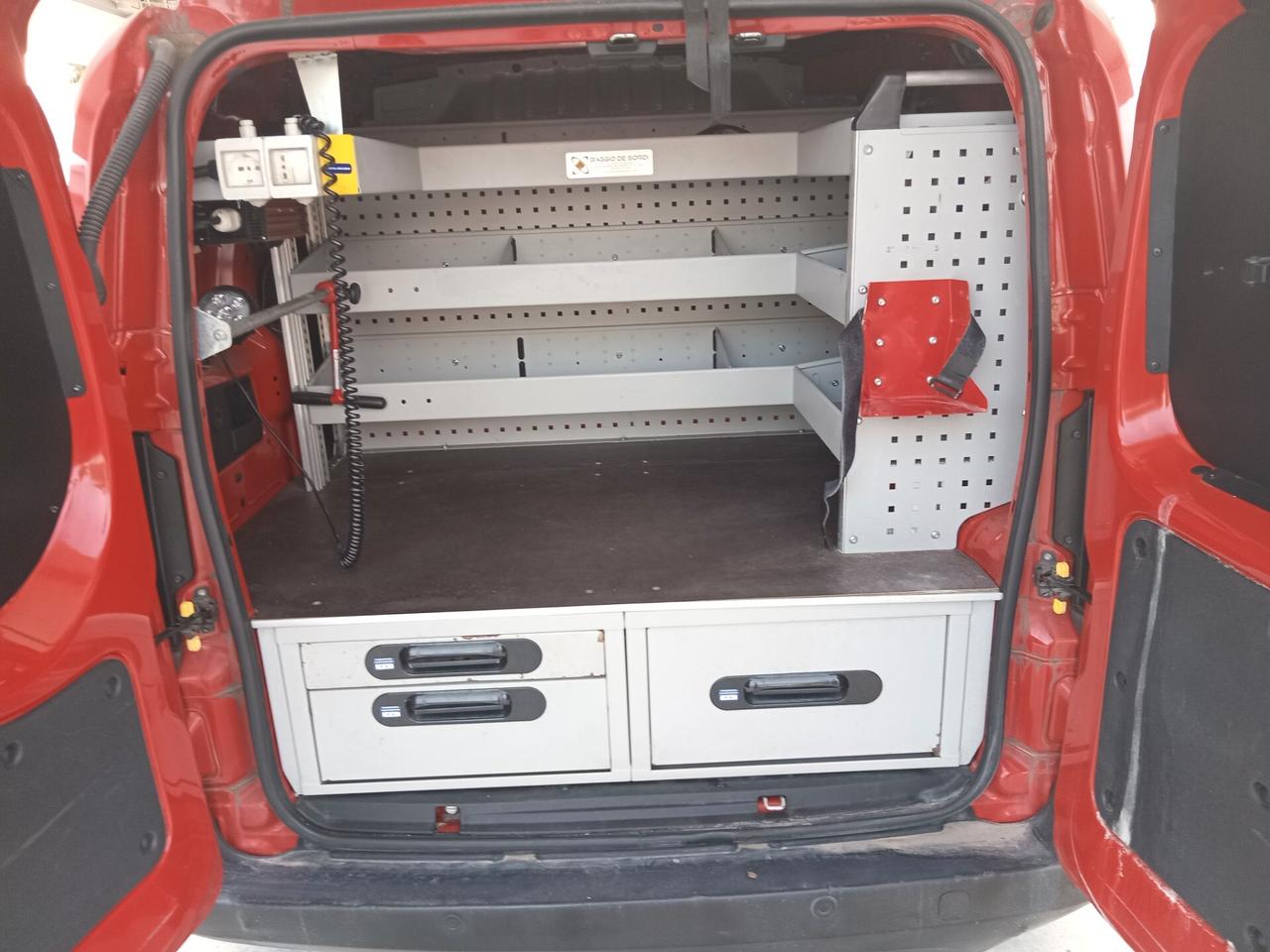 FIORINO 1.3 DISEL C.V 95 CON ATTREZZATURA PARTICOLARE