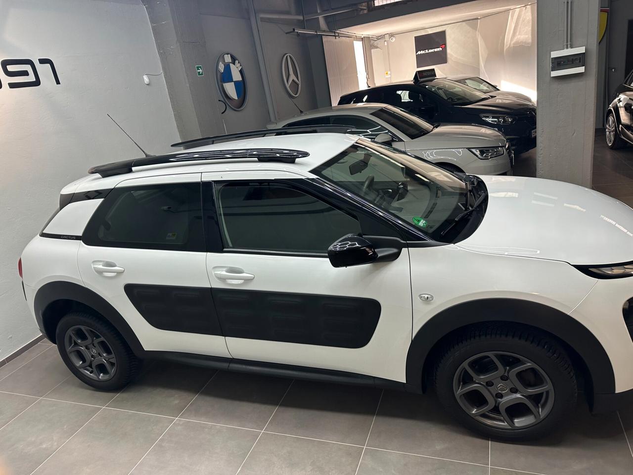 Citroen C4 Cactus BlueHDi 100 Shine