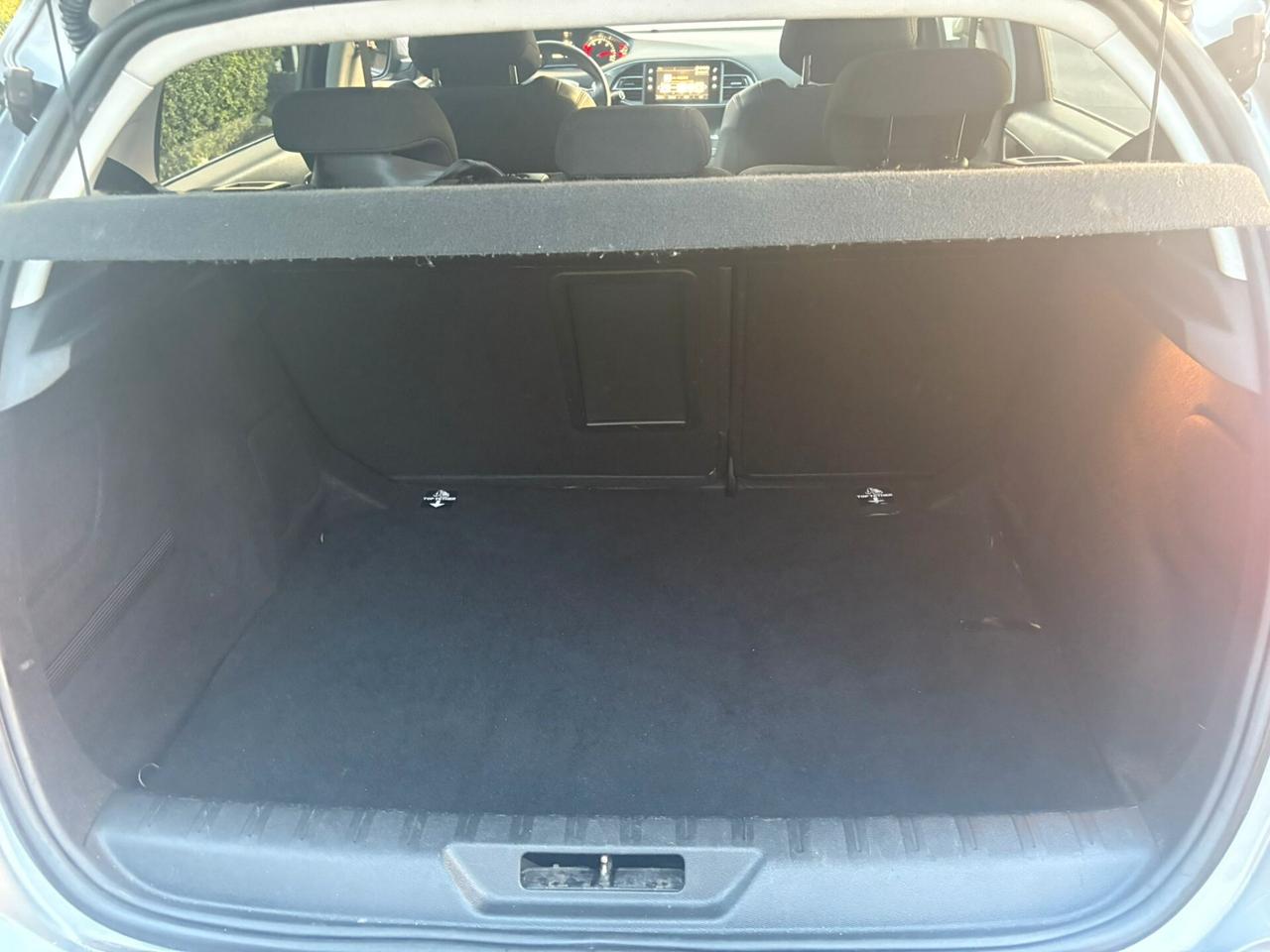 Peugeot 308 BlueHDi 120 S&S EAT6 Allure