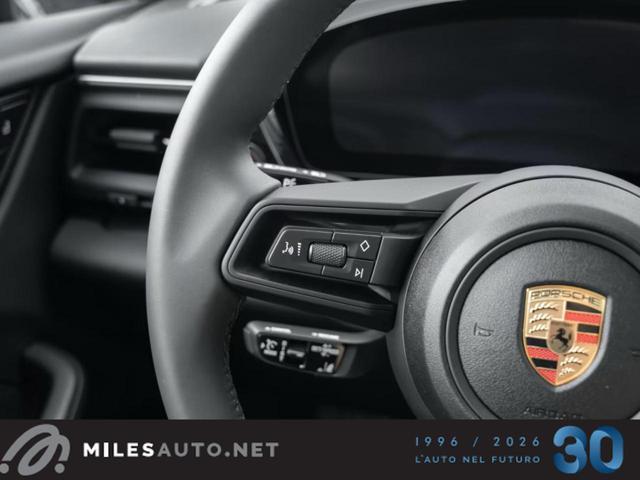 PORSCHE Macan Ev 4 PANO ACC Gancio Keyless PASM Bose