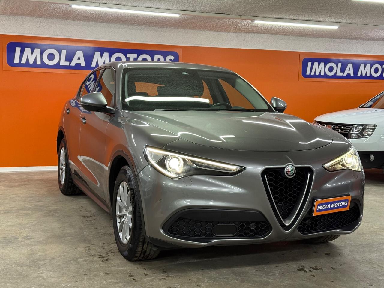 Alfa Romeo Stelvio 2.2 Turbodiesel 160 CV AT8 RWD Business