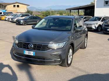 VOLKSWAGEN Tiguan 2.0 TDI 150 CV SCR DSG Life