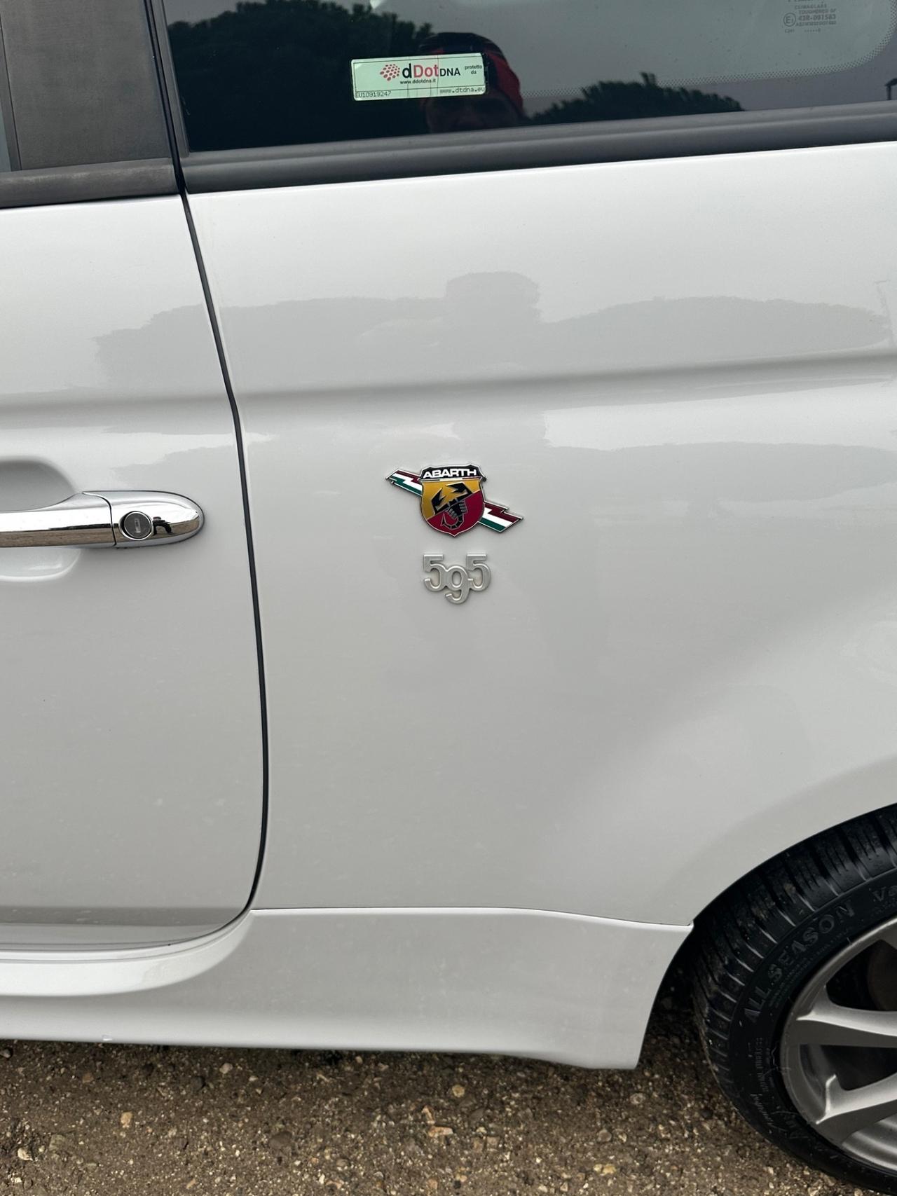 Abarth 595 1.4 Turbo T-Jet 140 CV