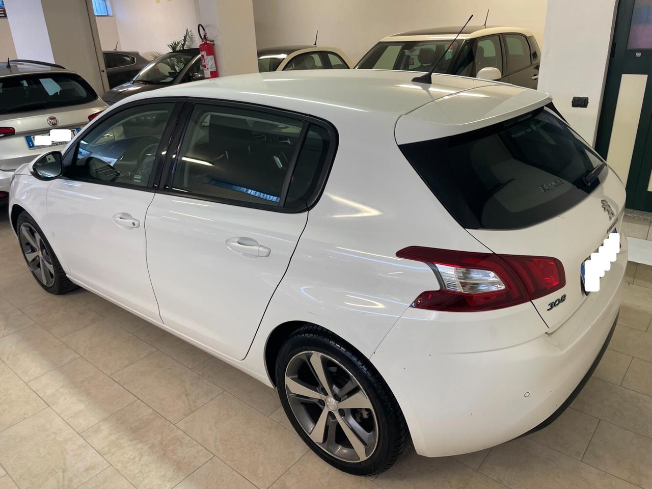 Peugeot 308 1.6 e-HDi 115 CV Allure GT LINE DISTRIBUZIONE TAGLIANDO