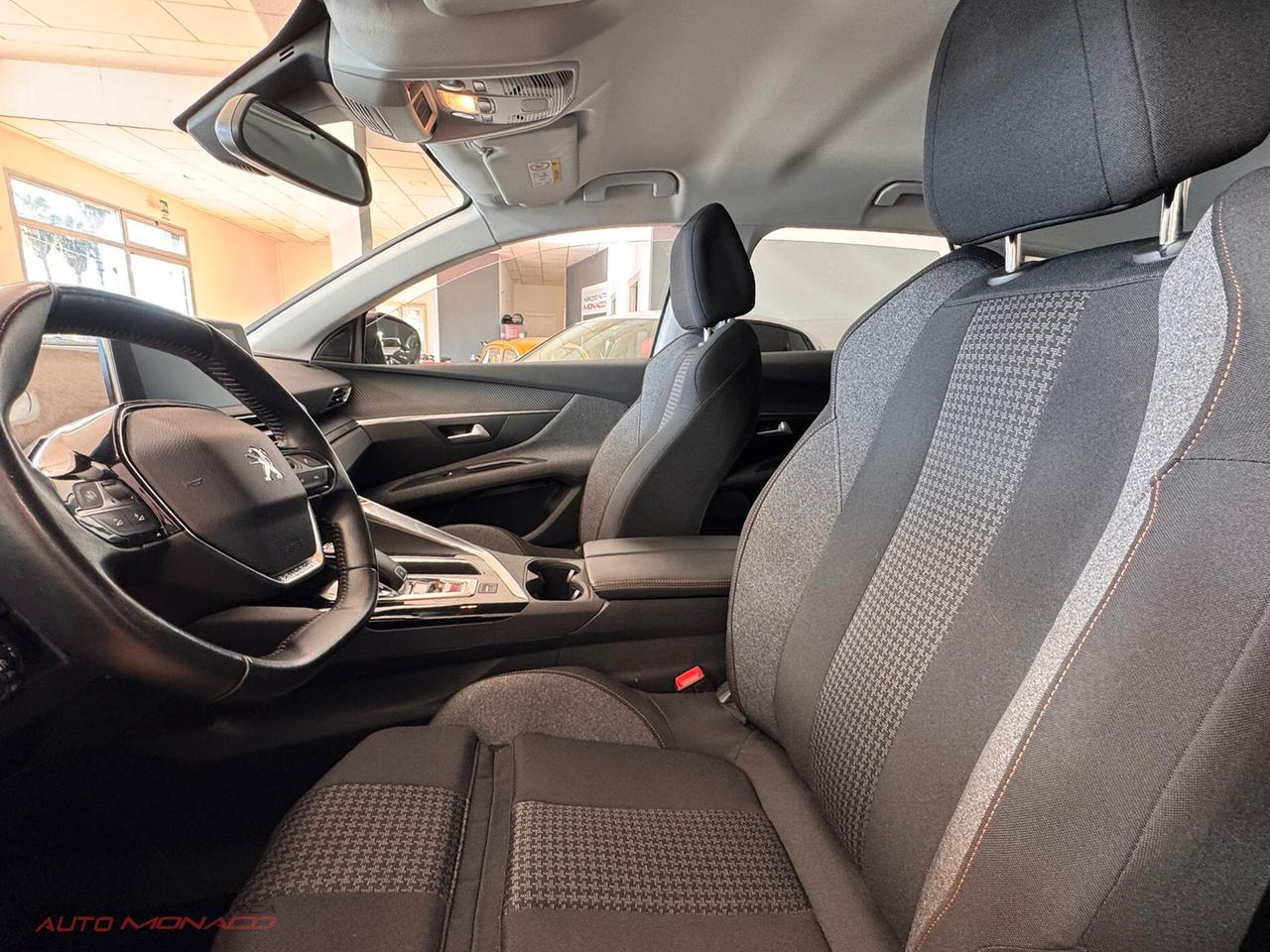 Peugeot 3008 BlueHDi S&S EAT8 Business 2020 130cv