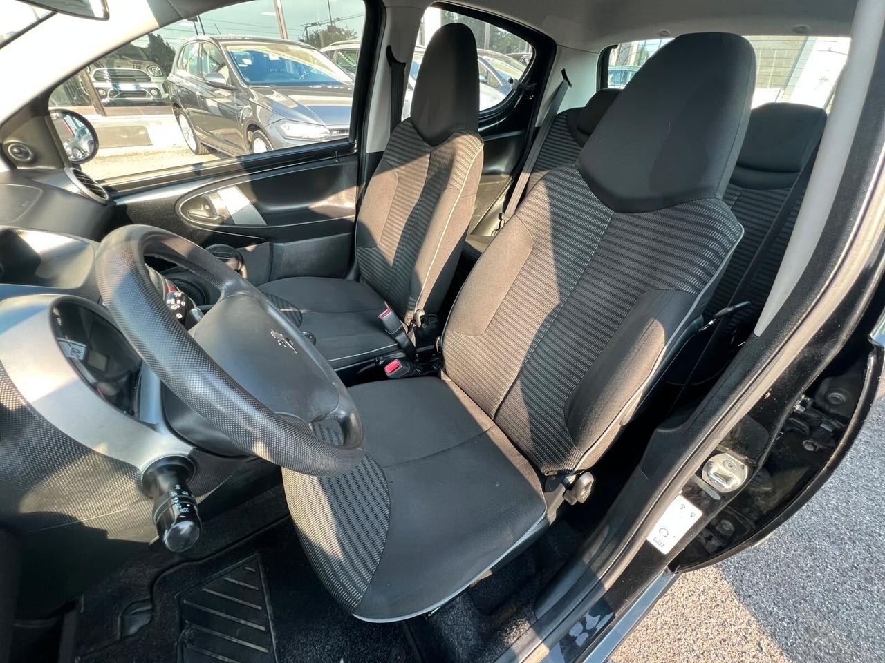 Peugeot 107 1.0 68CV 5p. Access *NEOPATENTATI*