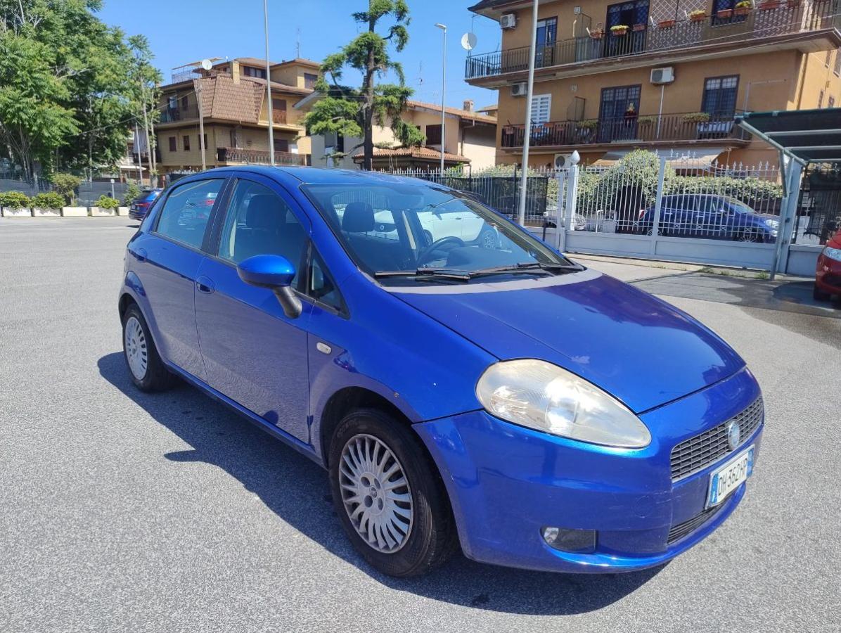 FIAT Grande Punto 1.4 5 porte GPL Dynamic