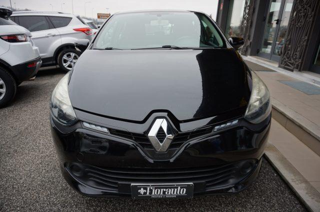 RENAULT Clio 1.2 75CV 5 porte Wave NEOPATENTATI