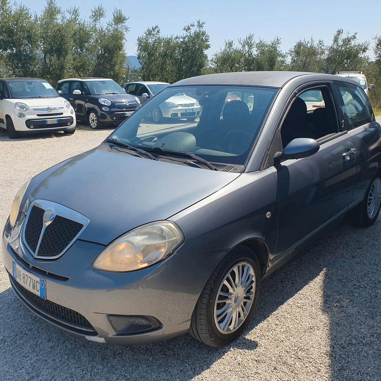 Lancia Ypsilon 1.2 COMMERCIANTI DEL SETTORE