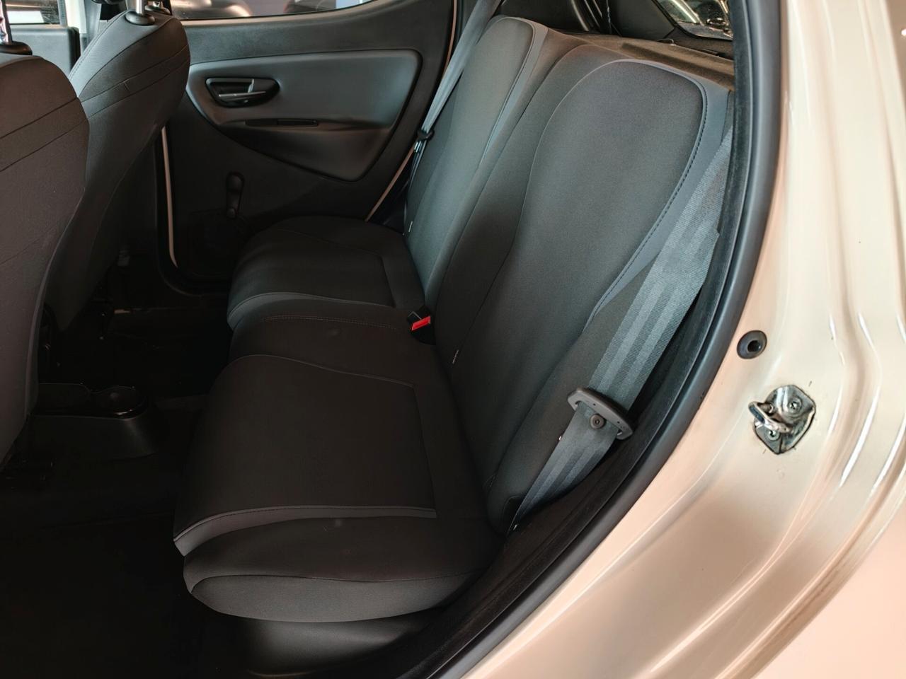Lancia Ypsilon 0.9 TwinAir 85 CV 5 porte Metano Ecochic Gold