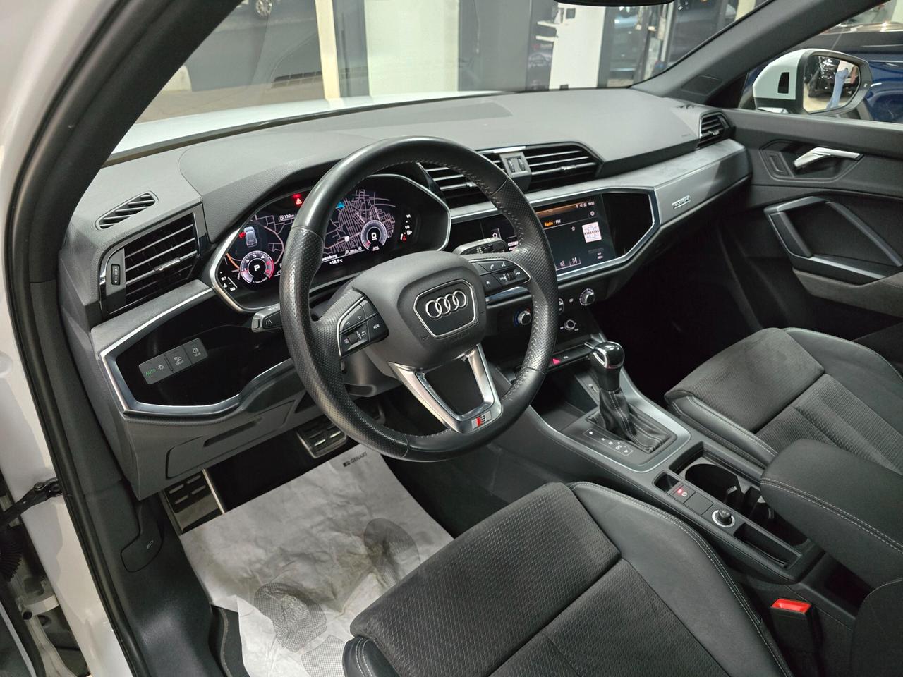 Audi Q3 40 TDI quattro S tronic S line edition