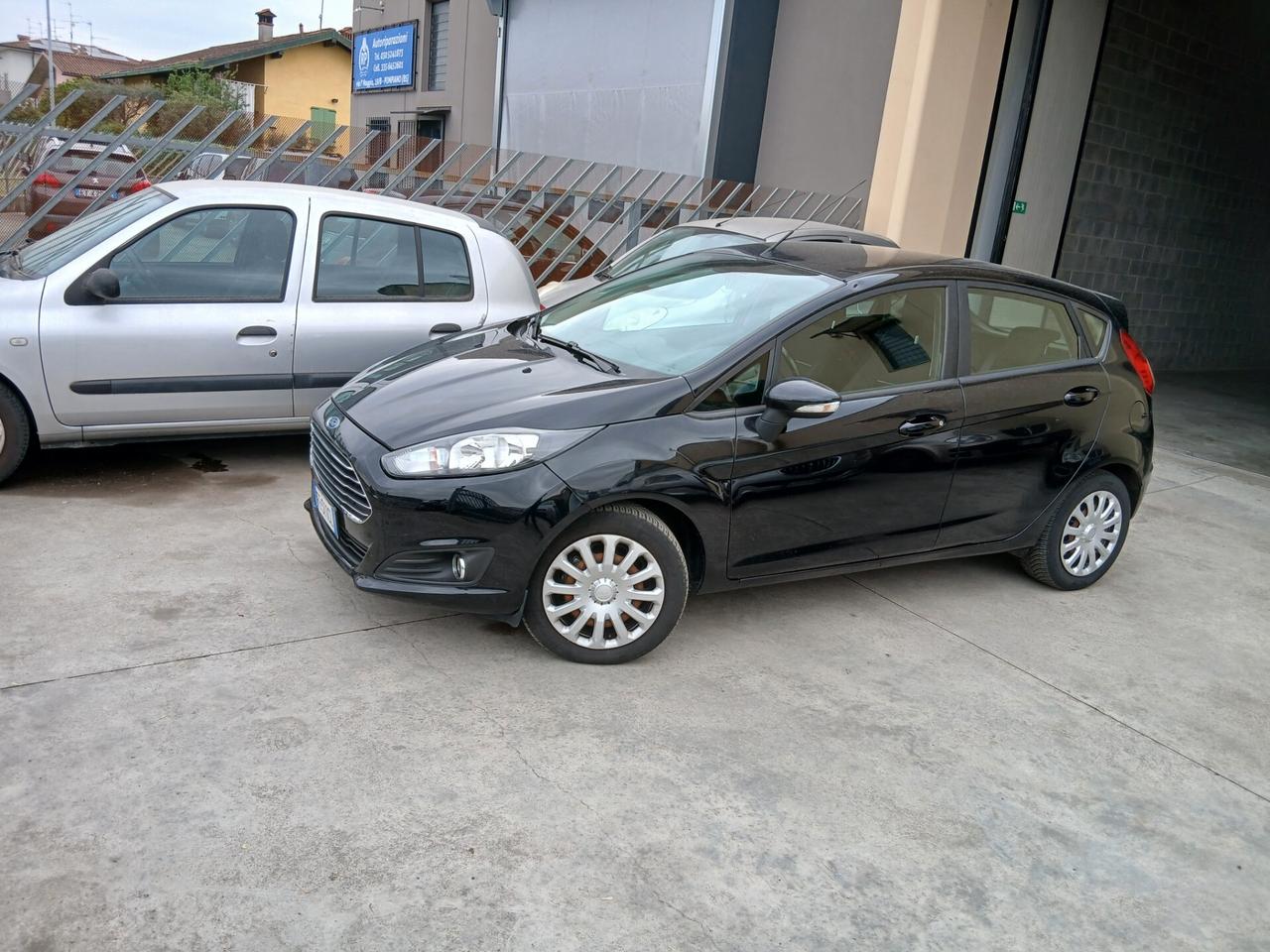 Ford Fiesta 1.5 TDCi 75CV 5 porte Titanium