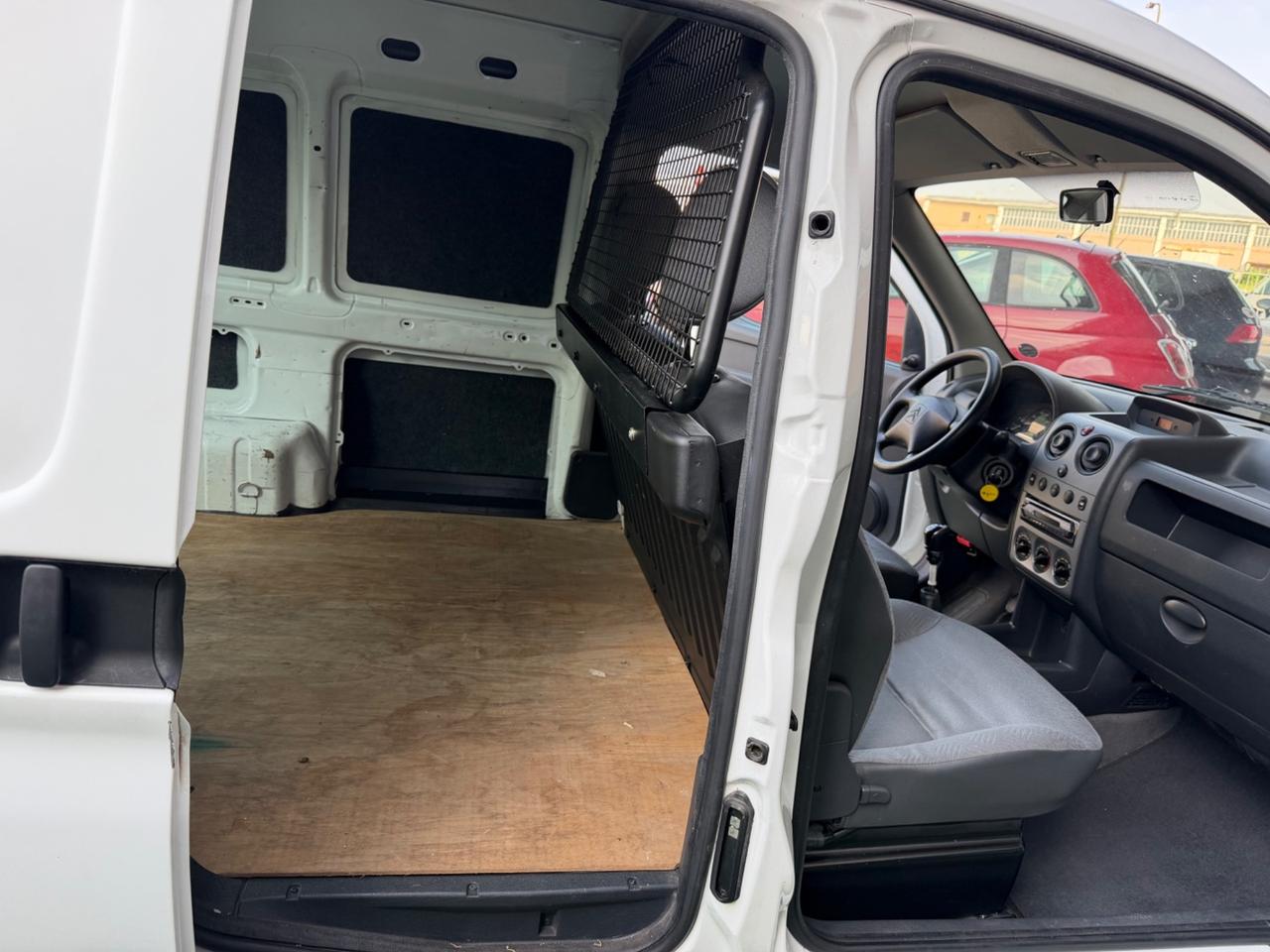 Citroen Berlingo 1.6 16V HDi 75CV 5p. Seduction