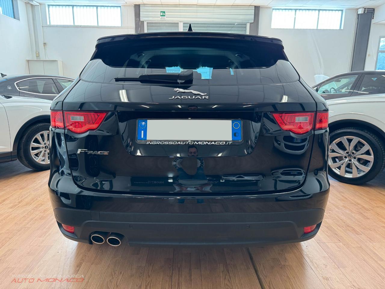 Jaguar F-Pace 2.0 D 180cv Prestige 2017