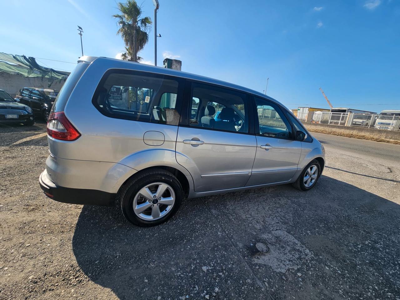 Ford Galaxy 1.8 TDCi 125 CV 7 POSTI