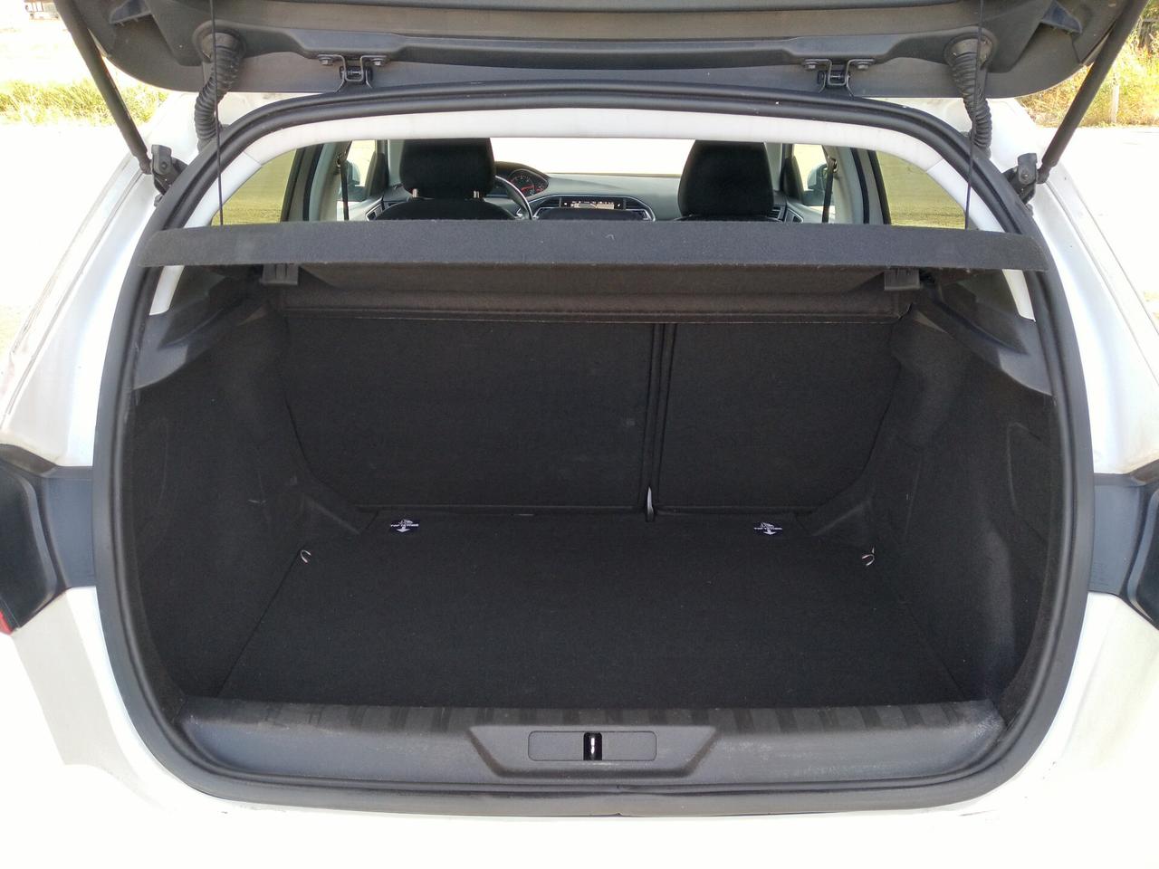 Peugeot 308 BlueHDi 100 S&S Business