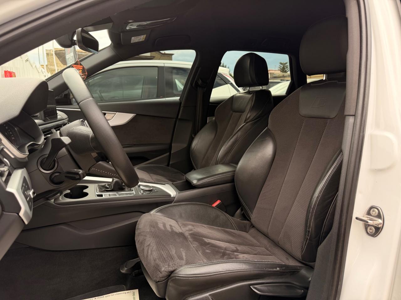 Audi A4 Avant 2.0 TDI 150 CV S-Line INT/EST