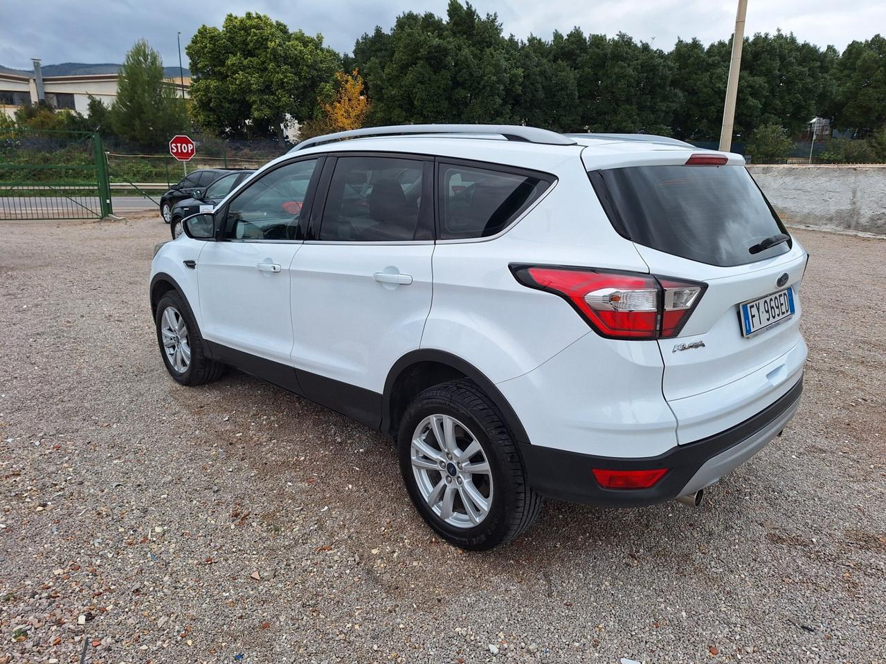 Ford Kuga 1.5 TDCI 120 CV S&S 2WD Business