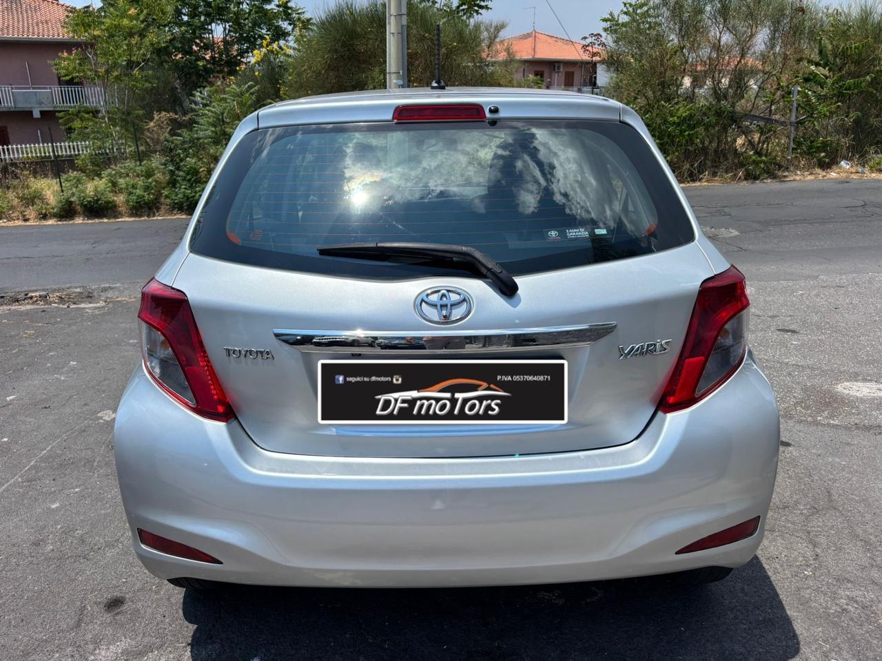 Toyota Yaris 1.4 D-4D 5 porte Lounge-2013