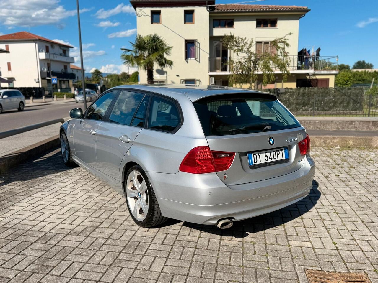 Bmw 320 320d cat Touring Attiva