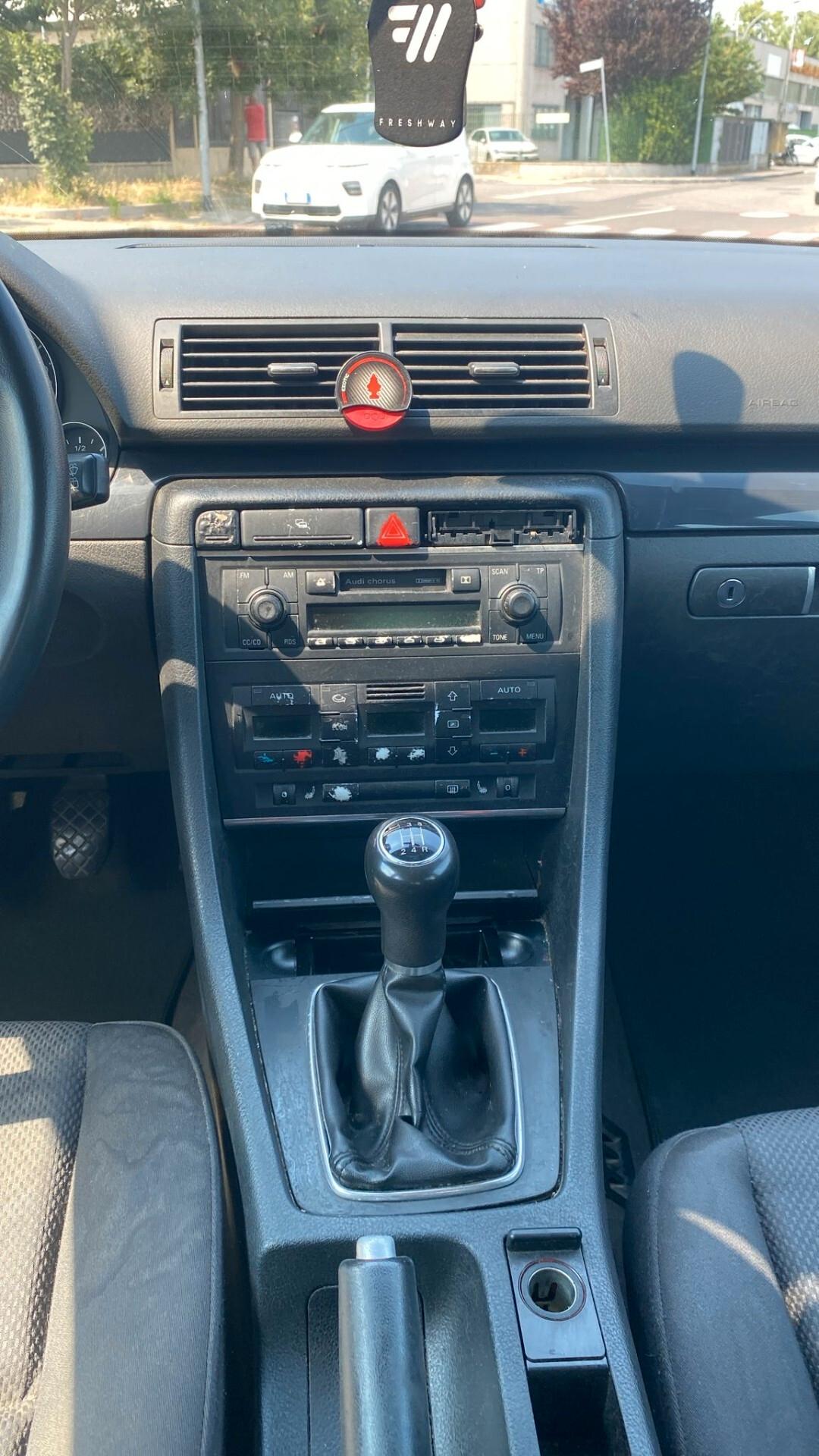 Audi A4 1.9 TDI/130 CV cat
