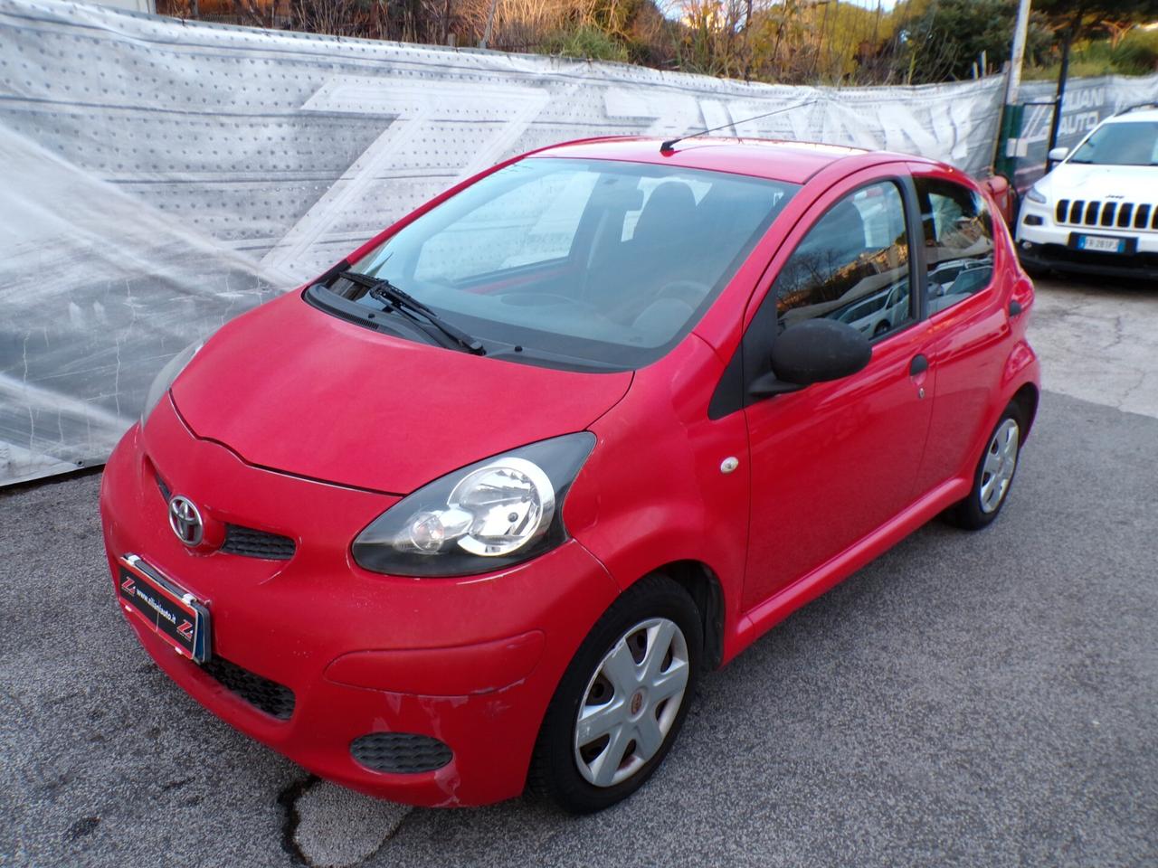 Toyota Aygo 1.0 12V VVT-i 5 porte