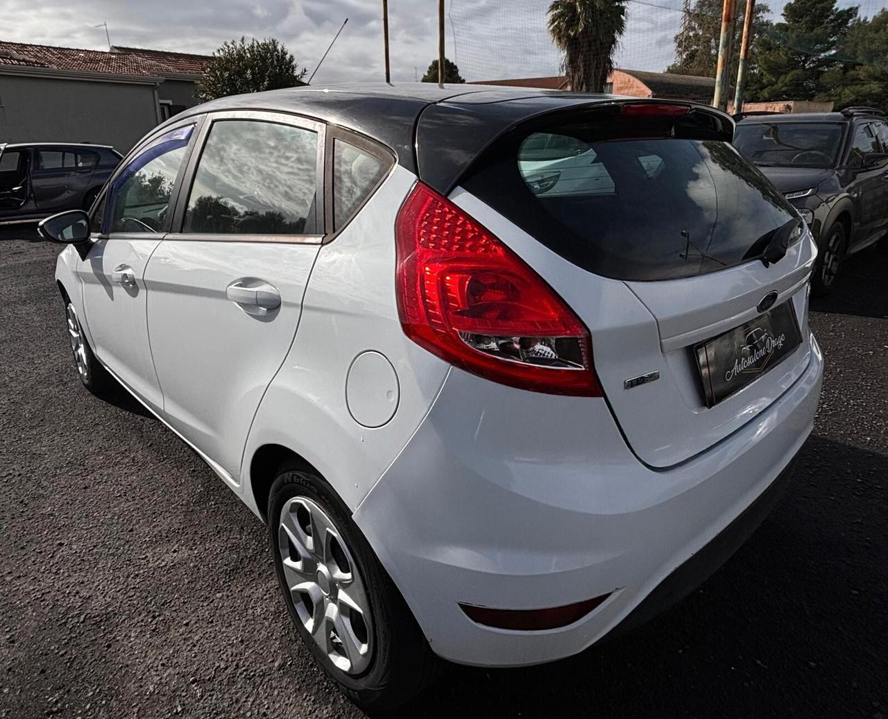 Ford Fiesta 1.6 TDCi 95 CV 5p. Titanium