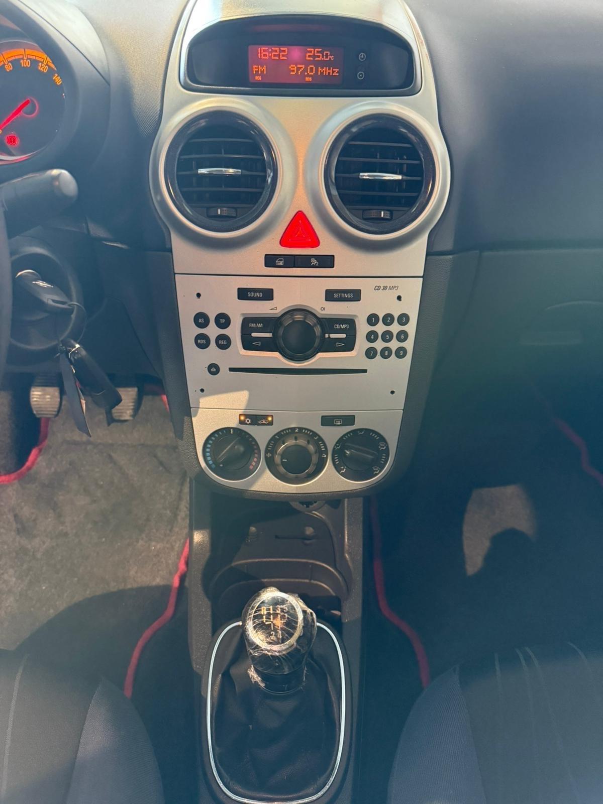 Opel Corsa 1.2 - BENZINA-UNICO PROPRIETARIO