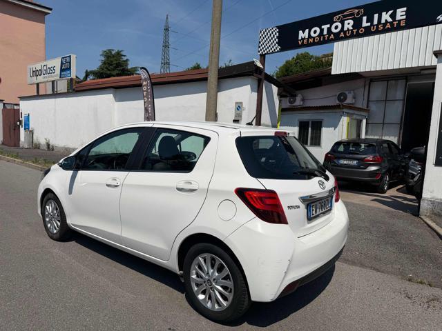 TOYOTA Yaris 1.0 5 porte Lounge