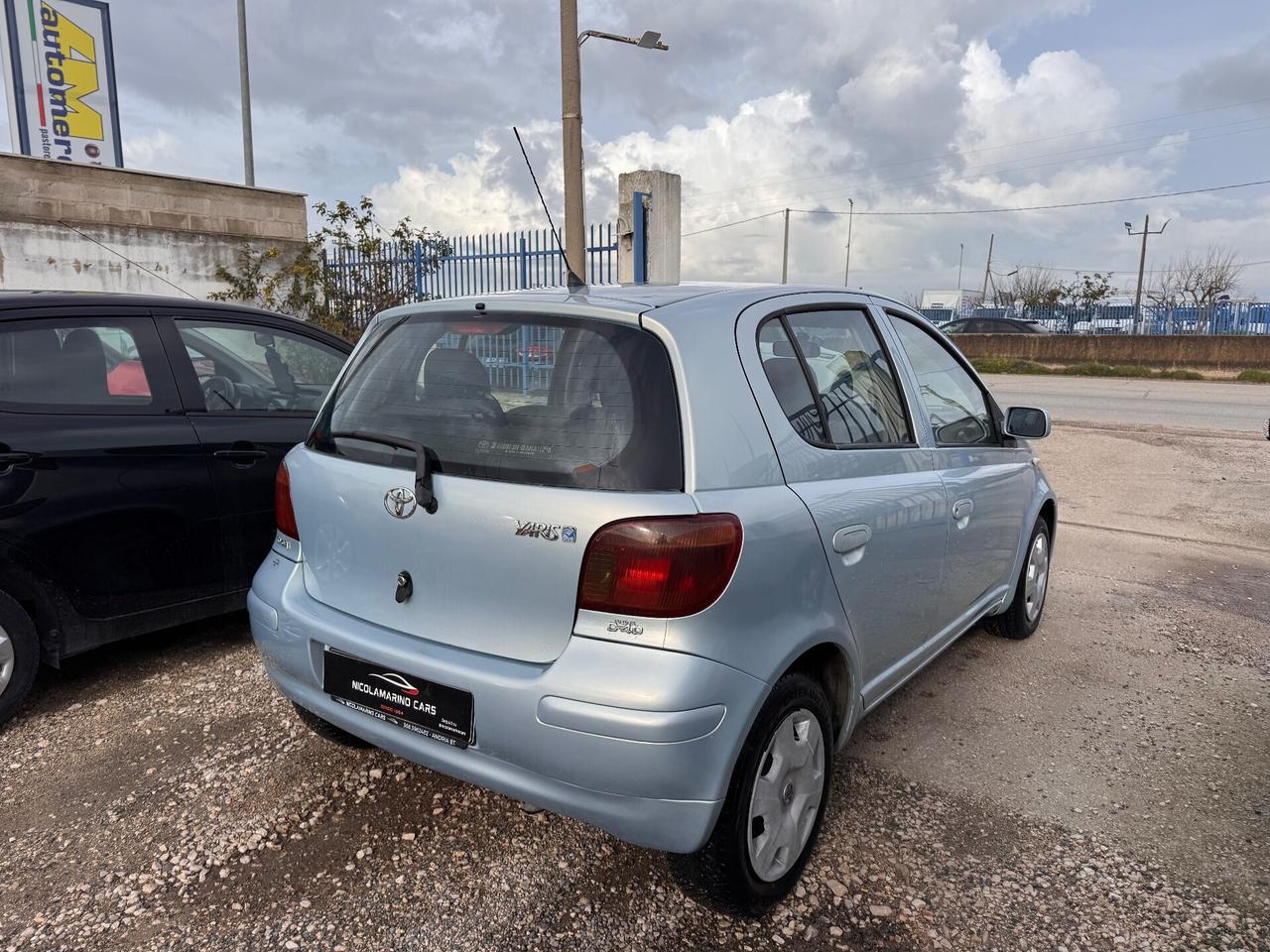 Toyota Yaris 1.4 tdi D-4D cat 5 porte Sol