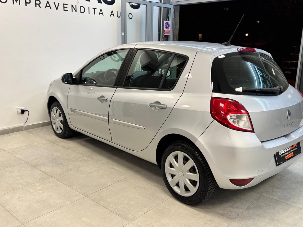 Renault Clio 1.2 16V 5 porte Confort