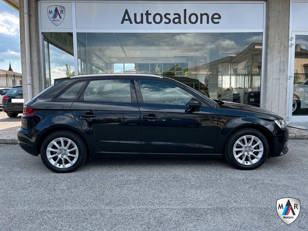 Audi A3 SPB 1.6 TDI 105 CV CR Ambition