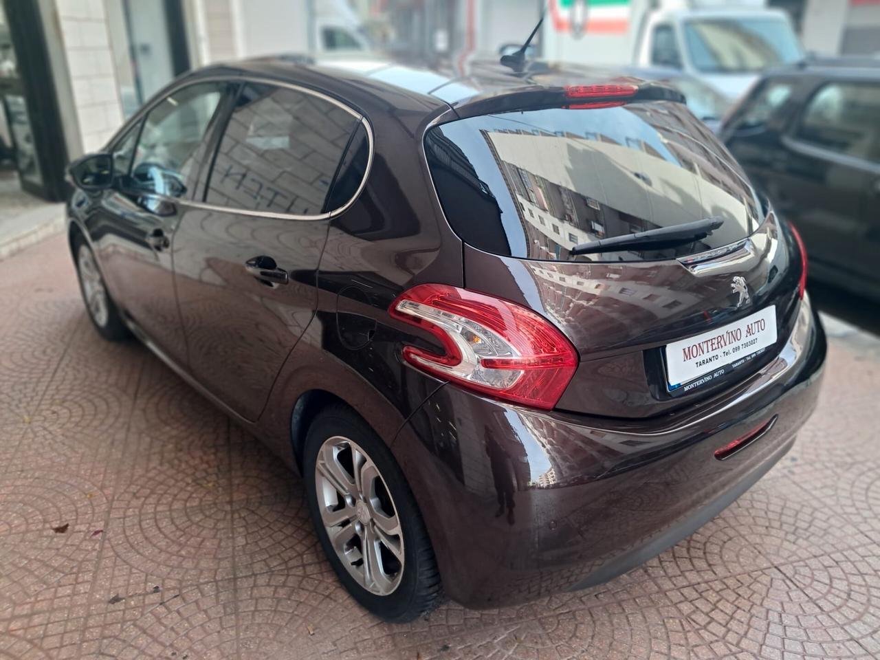 PEUGEOT 208 1.4 HDI-TETTO PANORAMICO -Euro6290