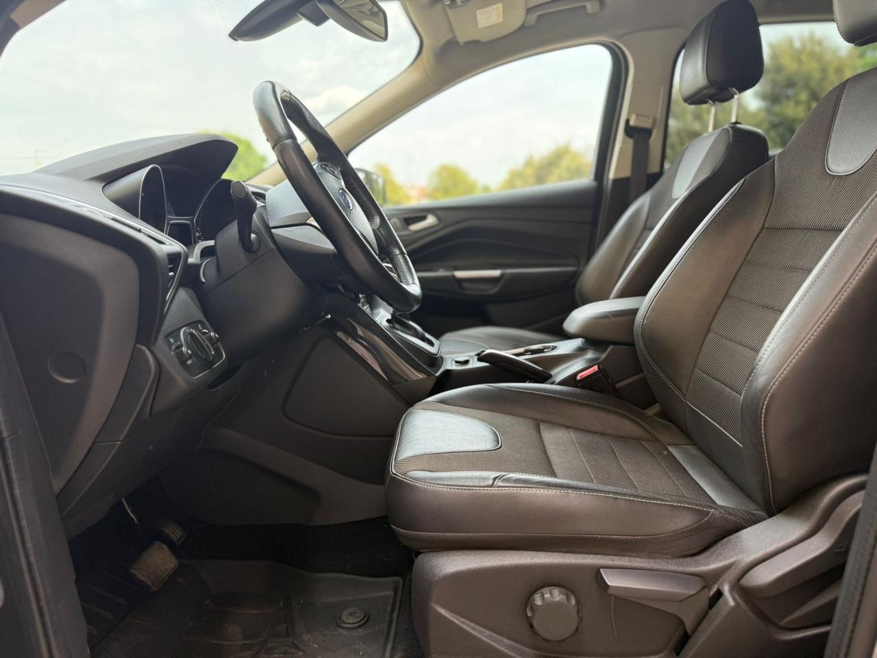 Ford Kuga 2.0 TDCI 140 CV 4WD Titanium