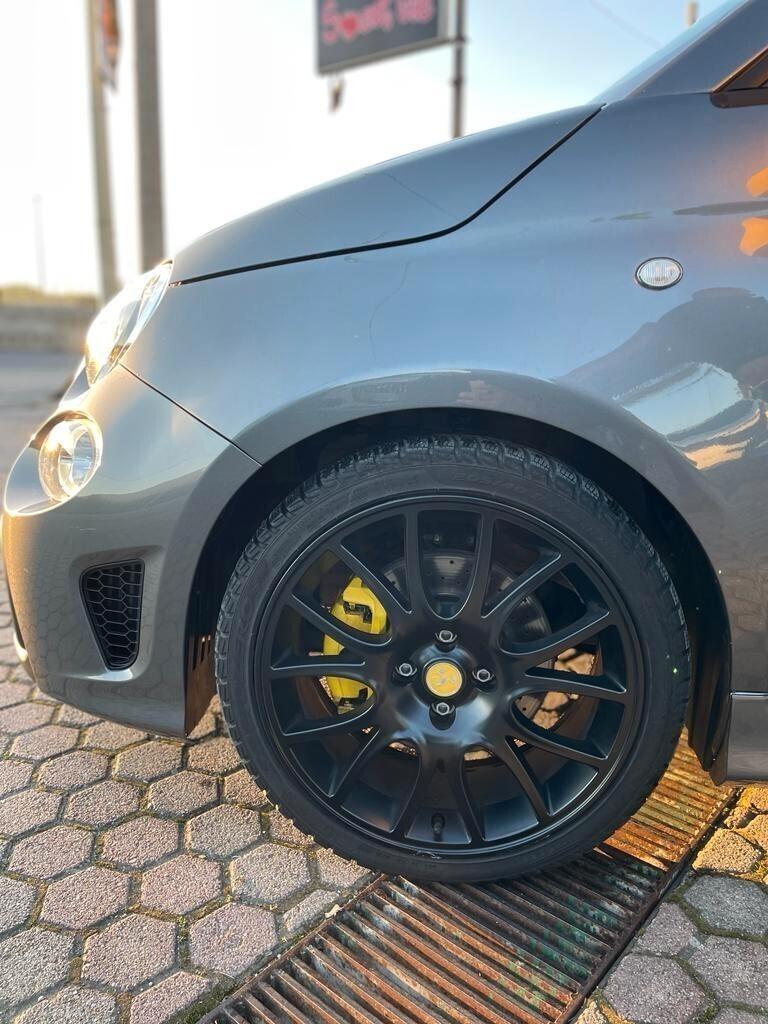 Abarth 595 1.4 Turbo T-Jet 165 CV Pista