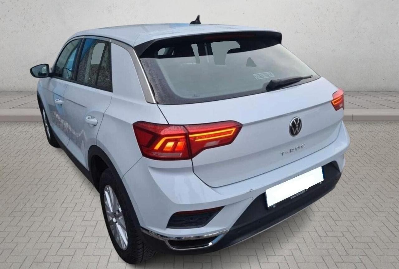 Volkswagen T-Roc 20TDI 115CV in arrivo 2022