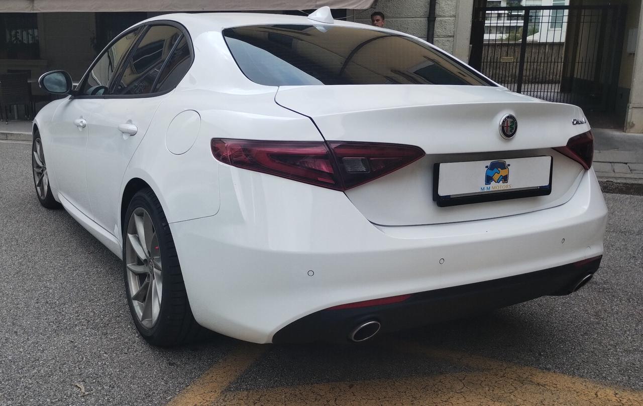 Alfa Romeo Giulia 2.2 Turbodiesel 180 CV AT8 Super