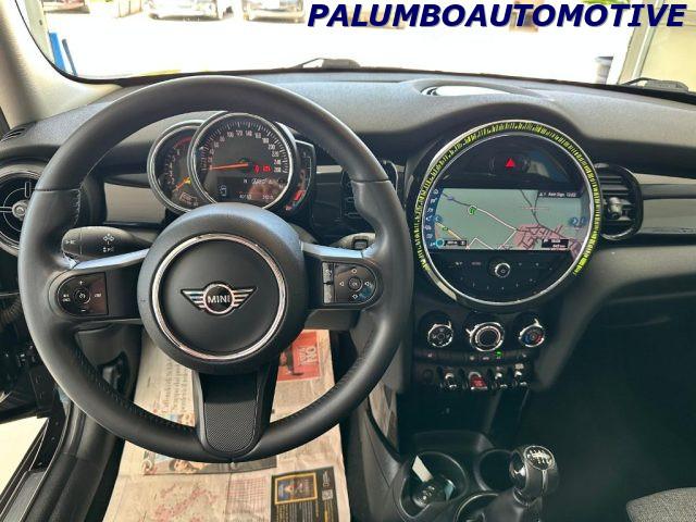 MINI Cooper 1.5 One Business 5 porte