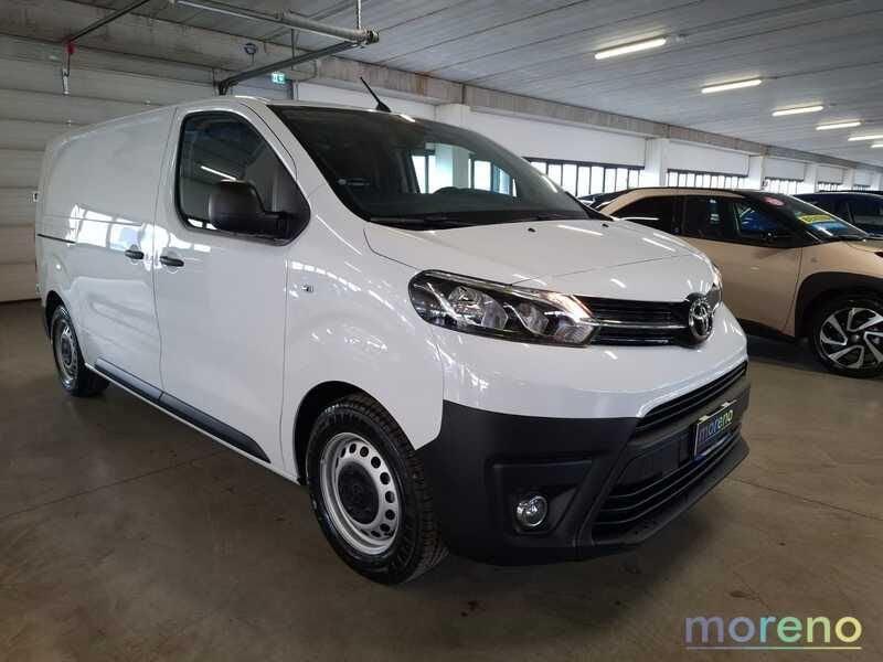 Toyota Proace 1.5d 120 CV S&S 10q 4p Medium Comfort
