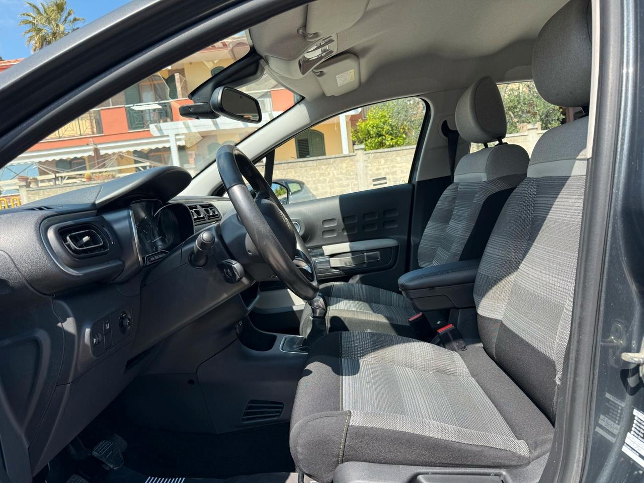 Citroen C3 PureTech 82 Shine - MOTORE NUOVO
